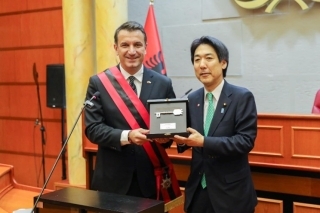 Mr. Kiuchi with Mayor